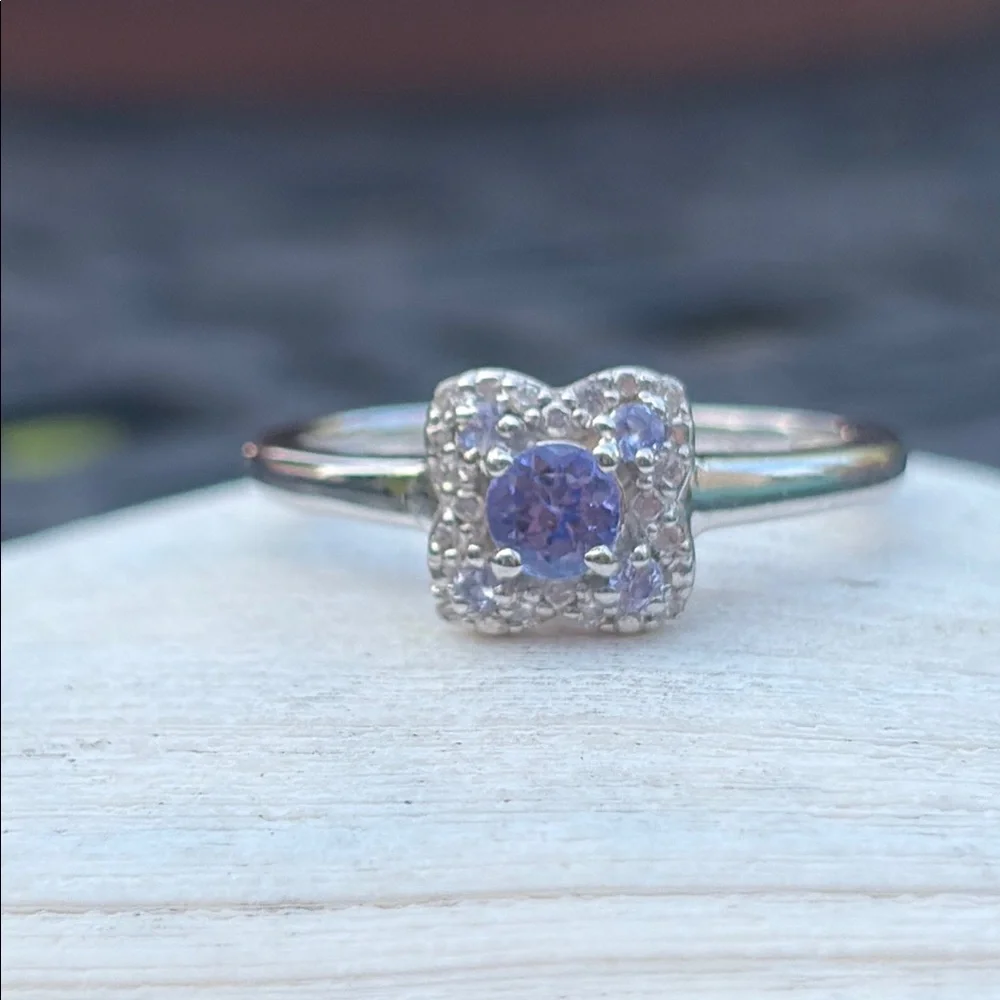 Natural Tanzanite and White Zircon Sterling Silver Ring Size 7 Clover Flower - Picture 8 of 13